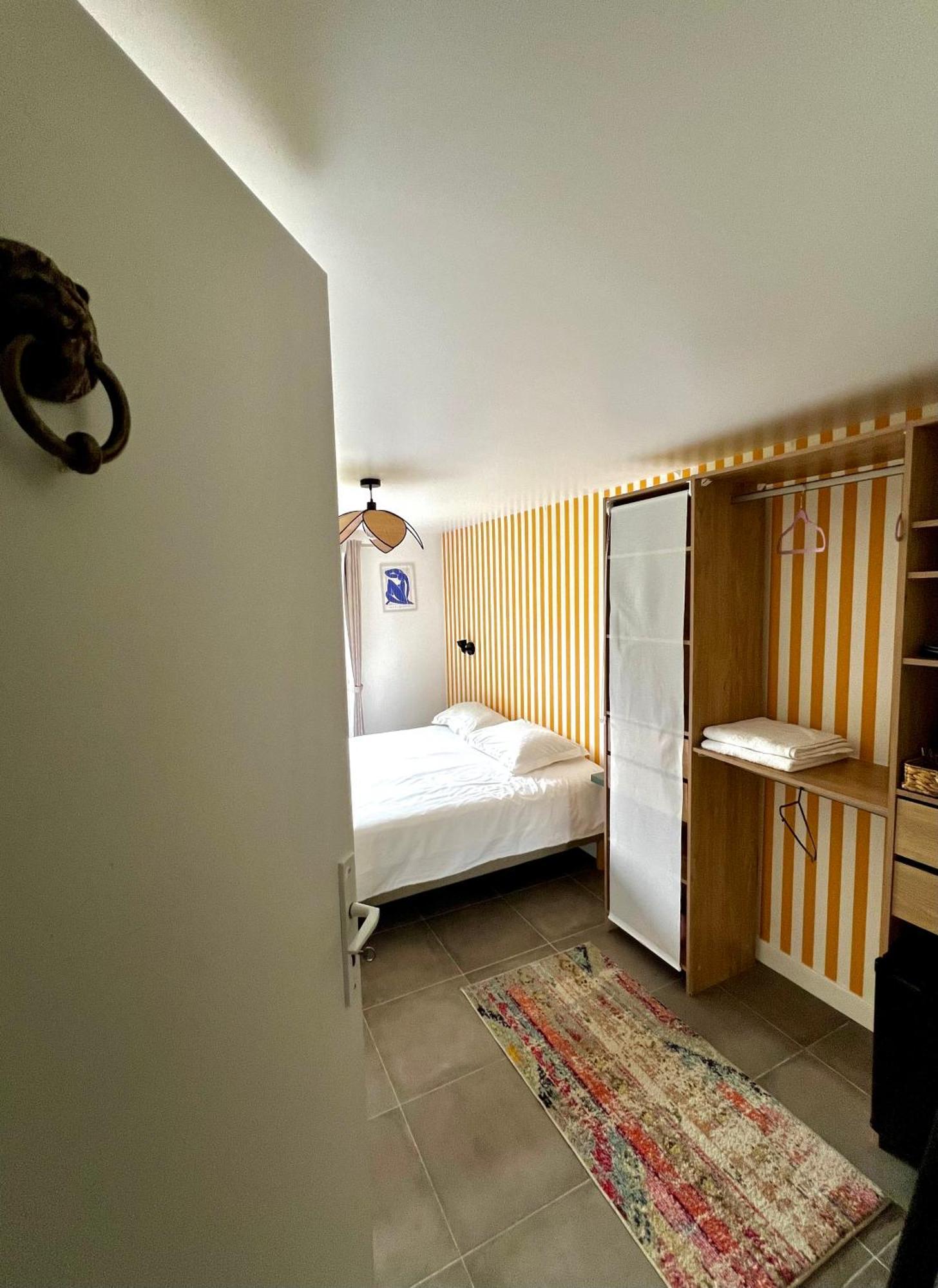 Chambre Dans Maison Meuliere Avec Jardin Chelles  Buitenkant foto