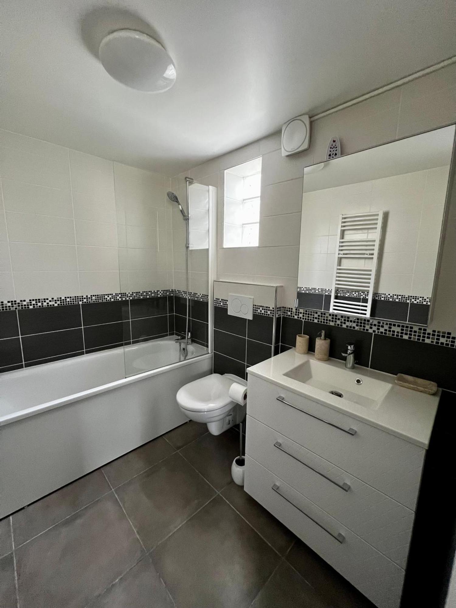 Chambre Dans Maison Meuliere Avec Jardin Chelles  Buitenkant foto